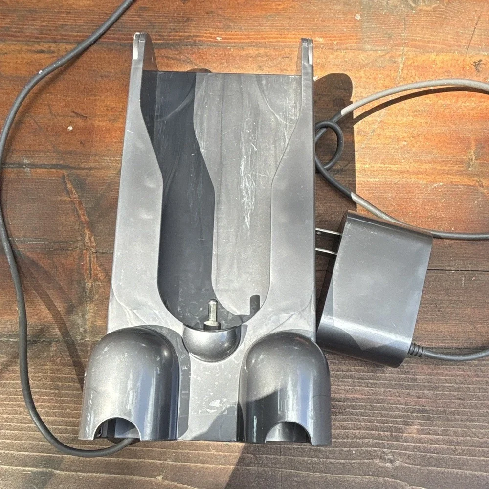 Genuine Dyson V11 V15 Wall Mount Charging Docking Station & OEM Charger 217164
